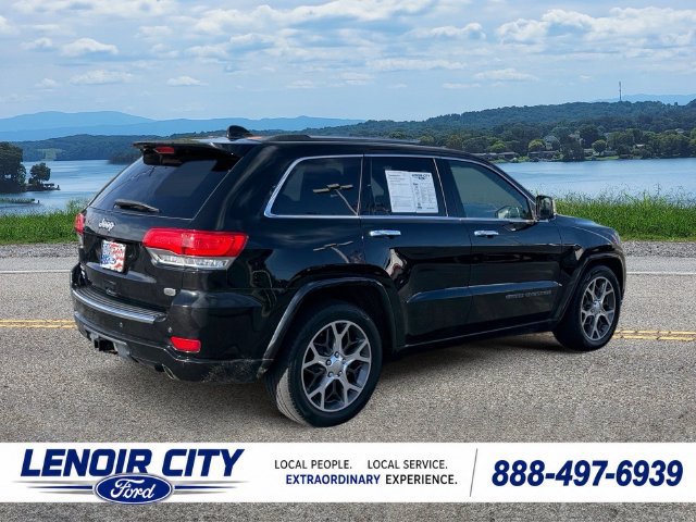 Used 2019 Jeep Grand Cherokee Overland AWD/4WD image 3