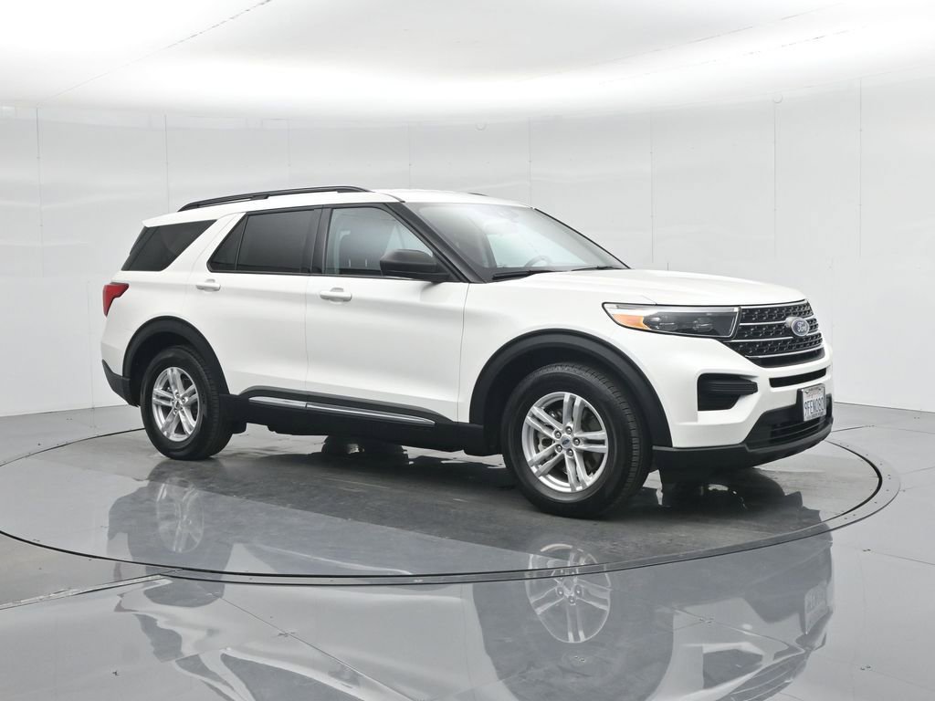 Certified 2022 Ford Explorer XLT image 27