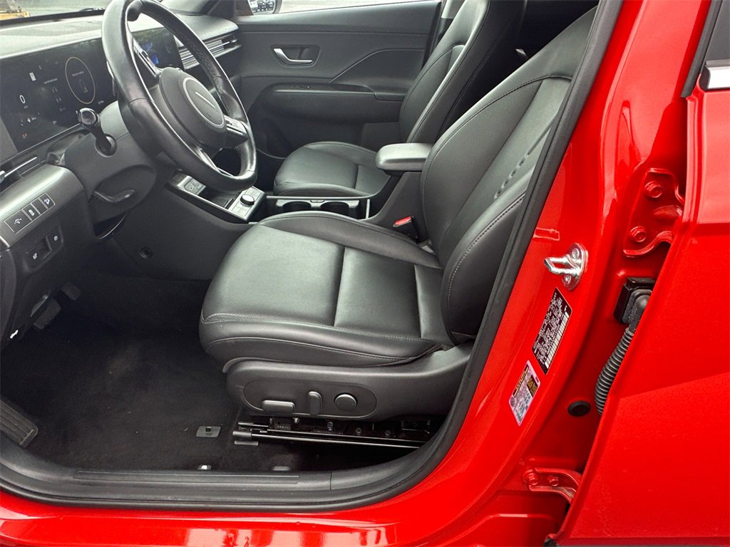 Used 2024 Hyundai Kona Limited image 9