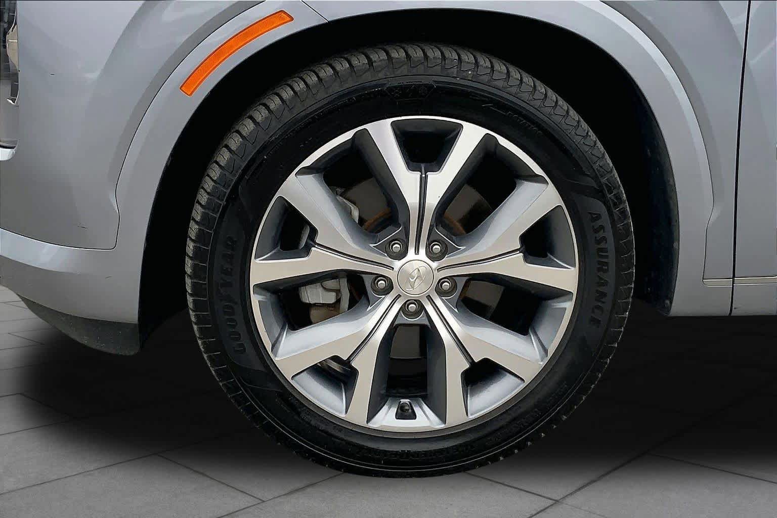Used 2021 Hyundai Palisade Limited FWD image 10