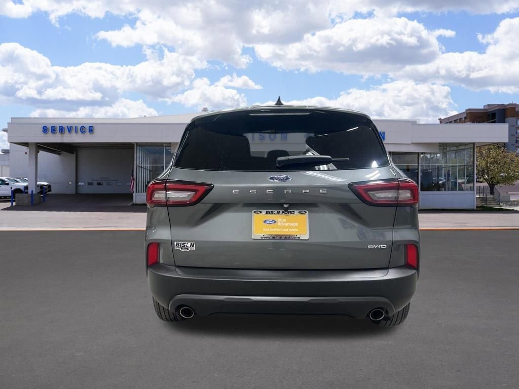 Certified 2025 Ford Escape ST-Line image 4