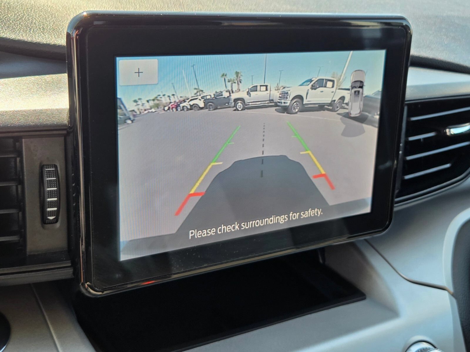 Certified 2021 Ford Explorer XLT RWD image 22