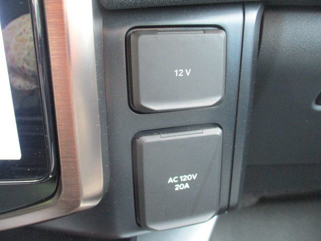 Certified 2022 Ford F150 Lightning Lariat AWD/4WD image 20