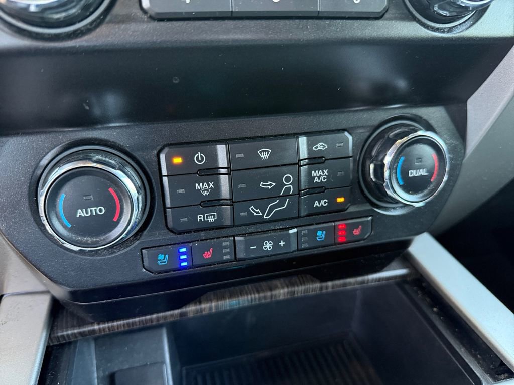 Certified 2021 Ford F350 Lariat w/ Chrome Package AWD/4WD image 19