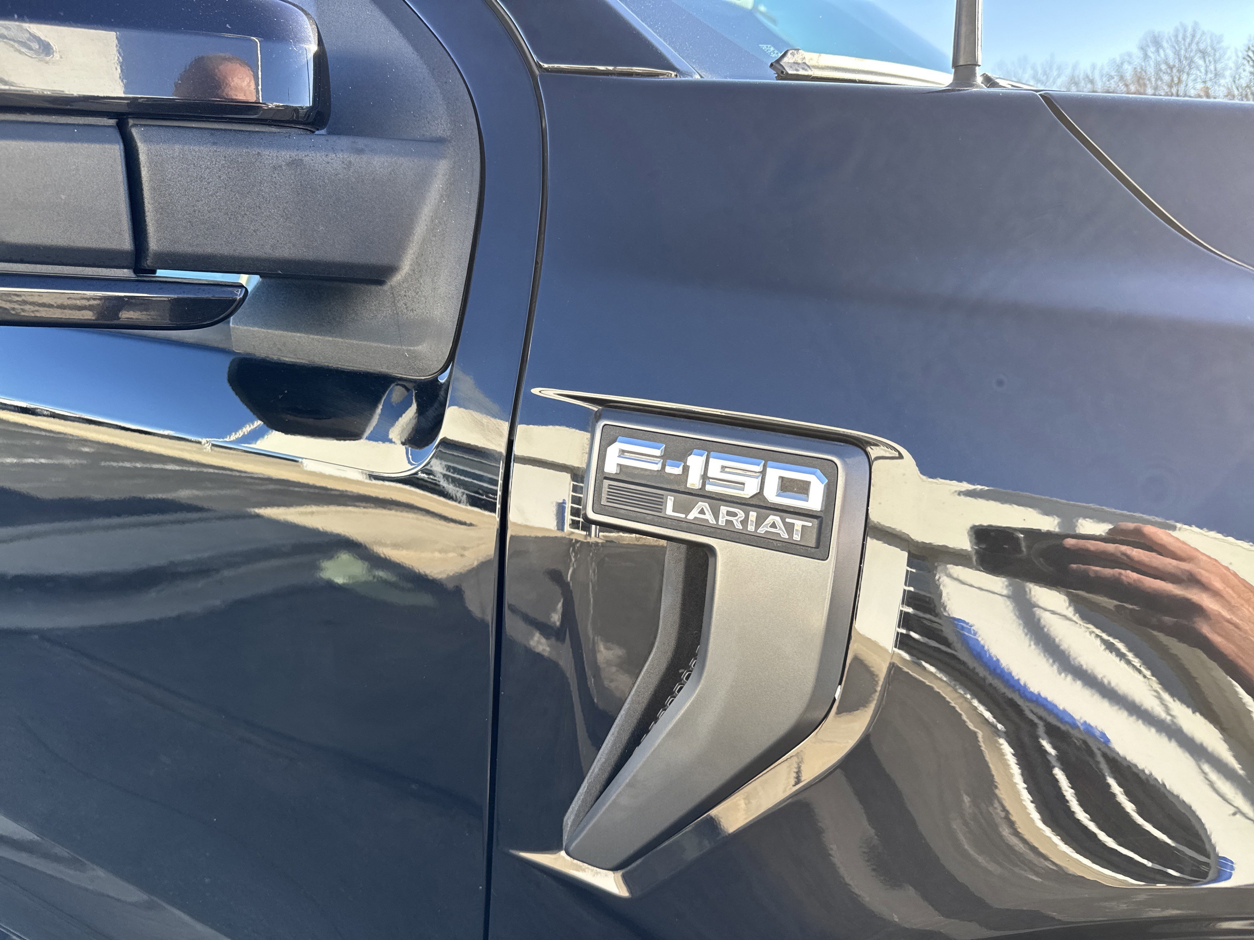 Certified 2021 Ford F150 Lariat w/ Equipment Group 502A High image 17