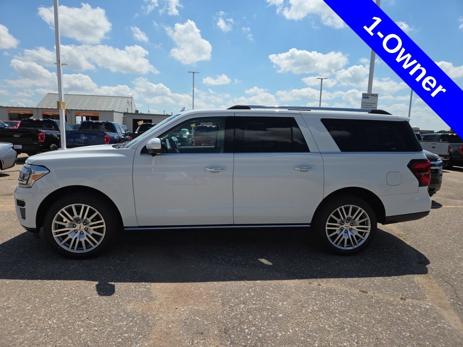 Certified 2023 Ford Expedition Max Limited AWD/4WD image 2