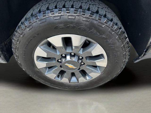 Used 2025 Chevrolet Silverado 2500 Custom w/ Custom Value Package AWD/4WD image 27
