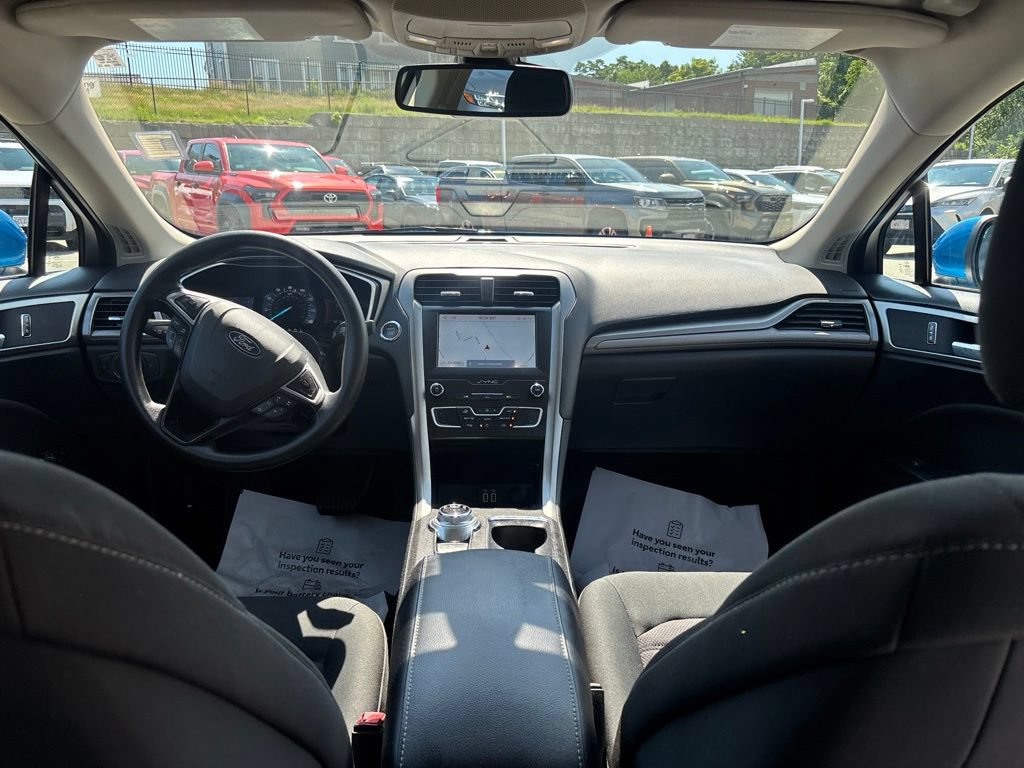 Certified 2020 Ford Fusion SE FWD image 10