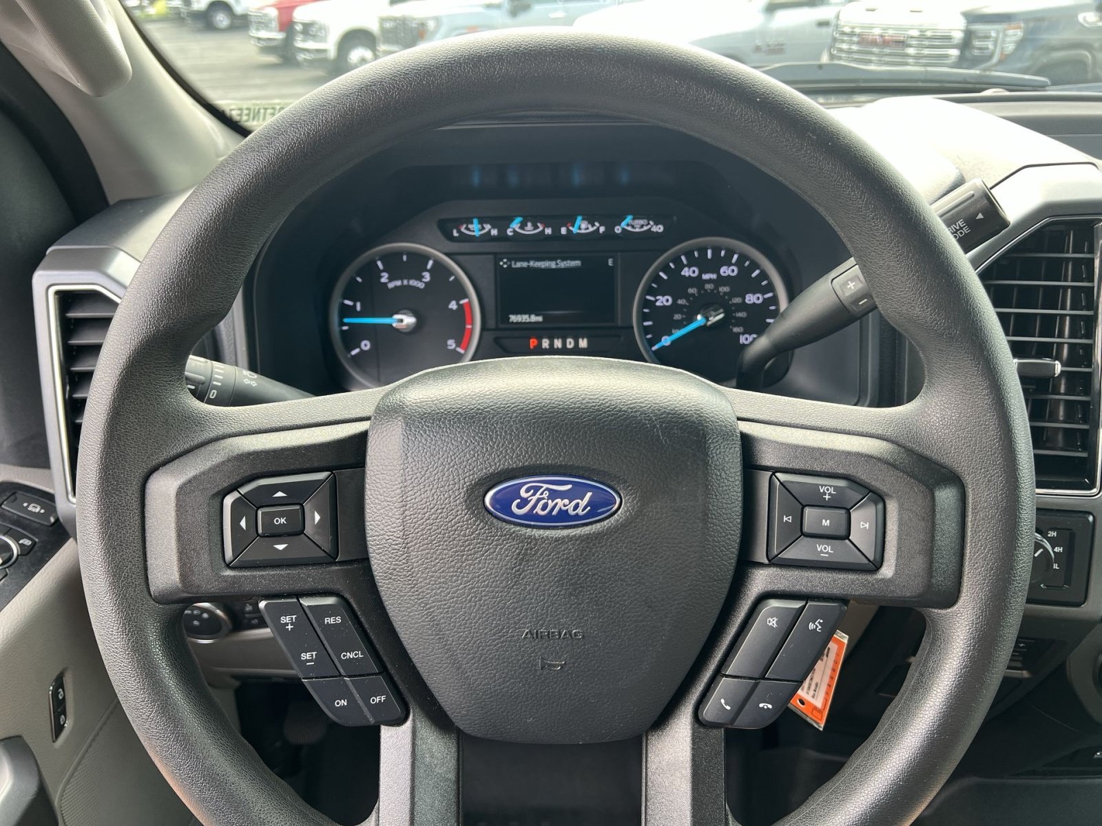 Certified 2022 Ford F350 XLT w/ XLT Premium Package AWD/4WD image 16