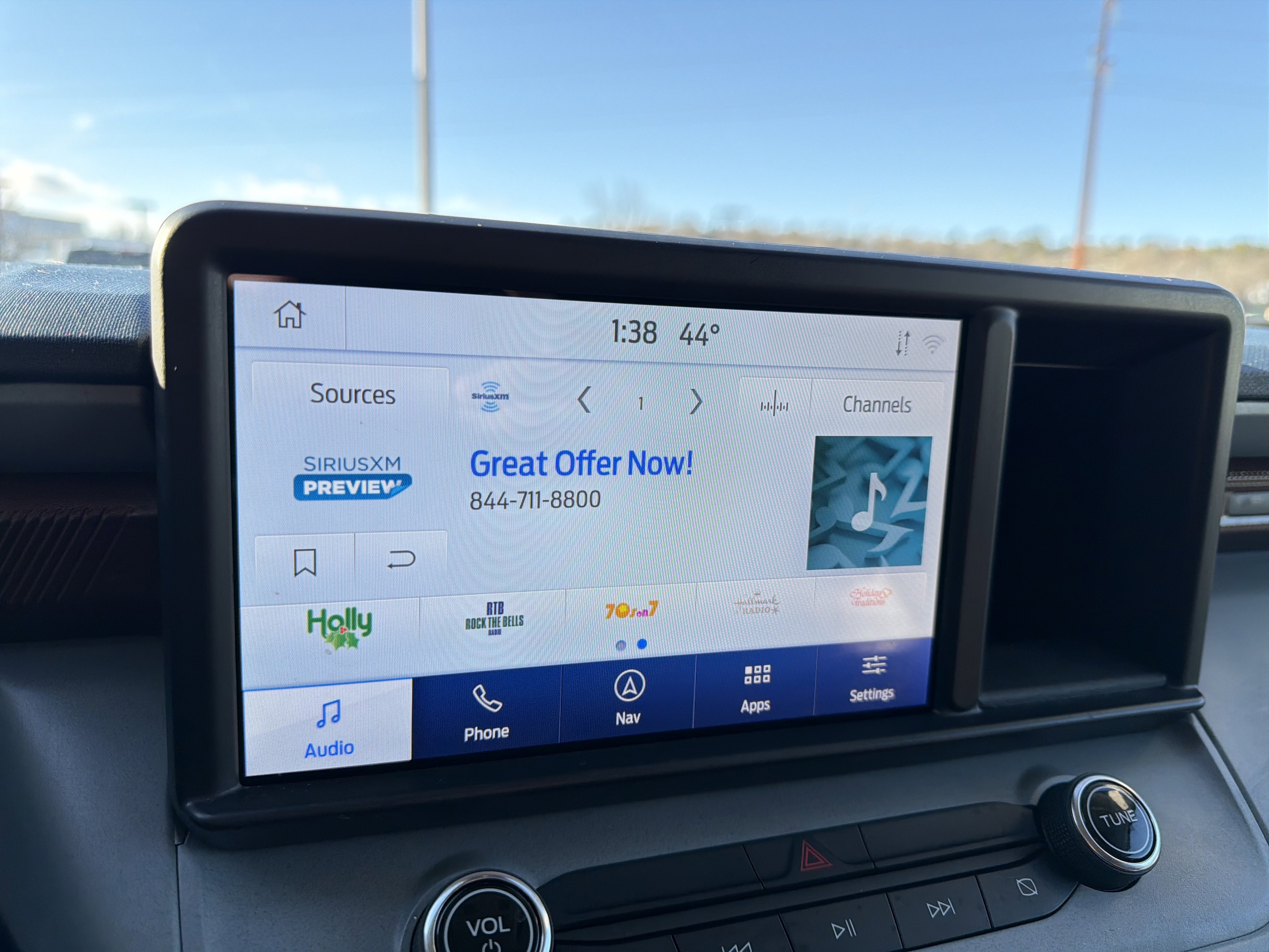 Certified 2024 Ford Maverick Lariat image 19