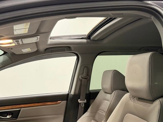 Used 2018 Honda CR-V Touring image 33