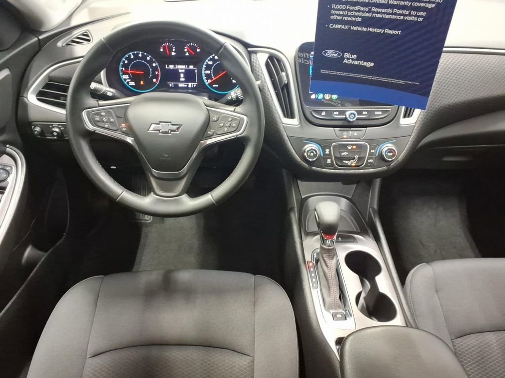 Used 2023 Chevrolet Malibu RS image 7