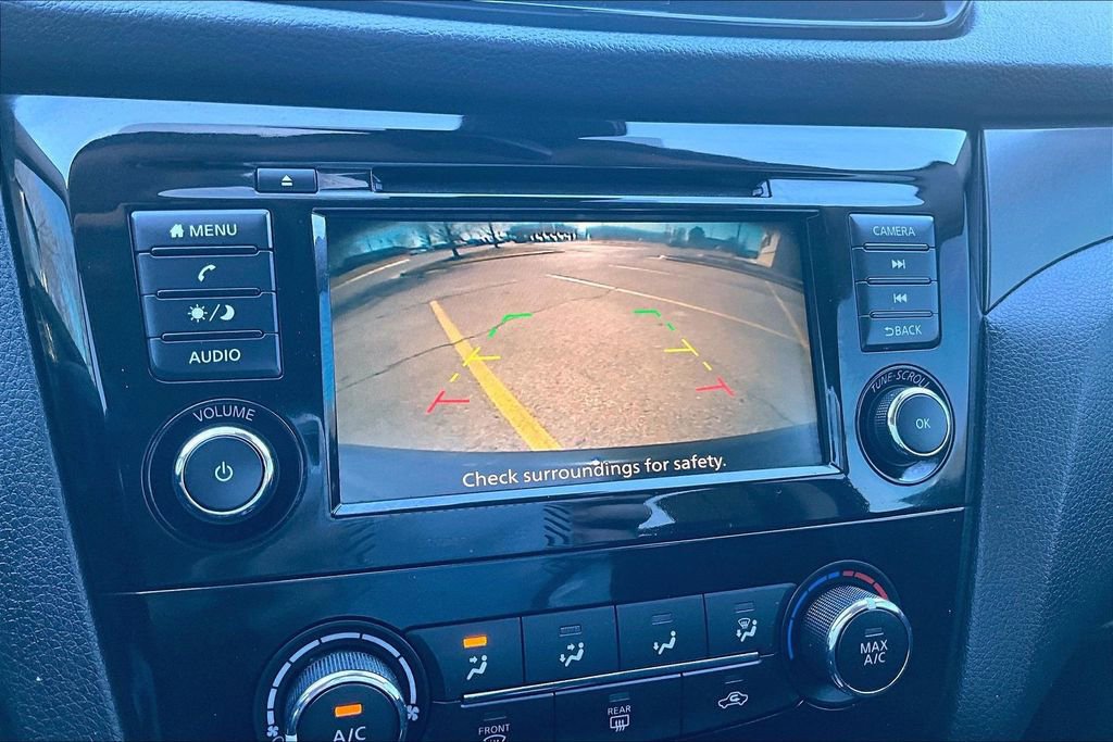 Used 2022 Nissan Rogue Sport S FWD image 20