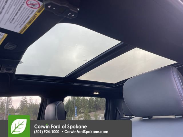 Certified 2022 Ford F450 Platinum w/ FX4 Off-Road Package image 41