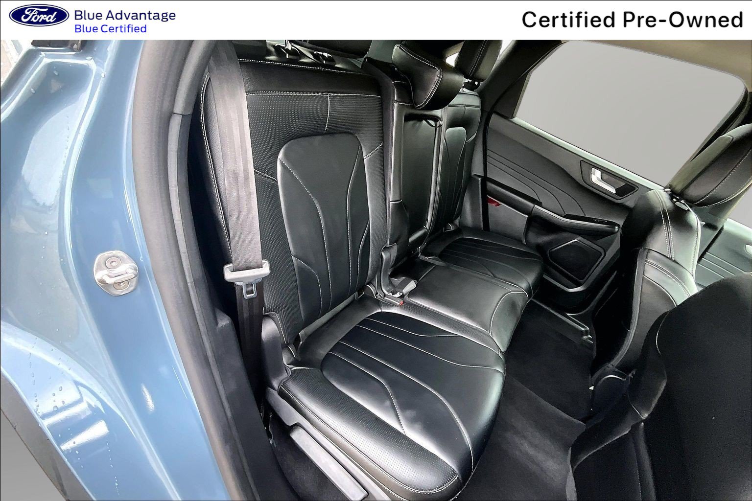 Certified 2026 Ford Escape SE w/ PHEV Premium Package FWD image 17