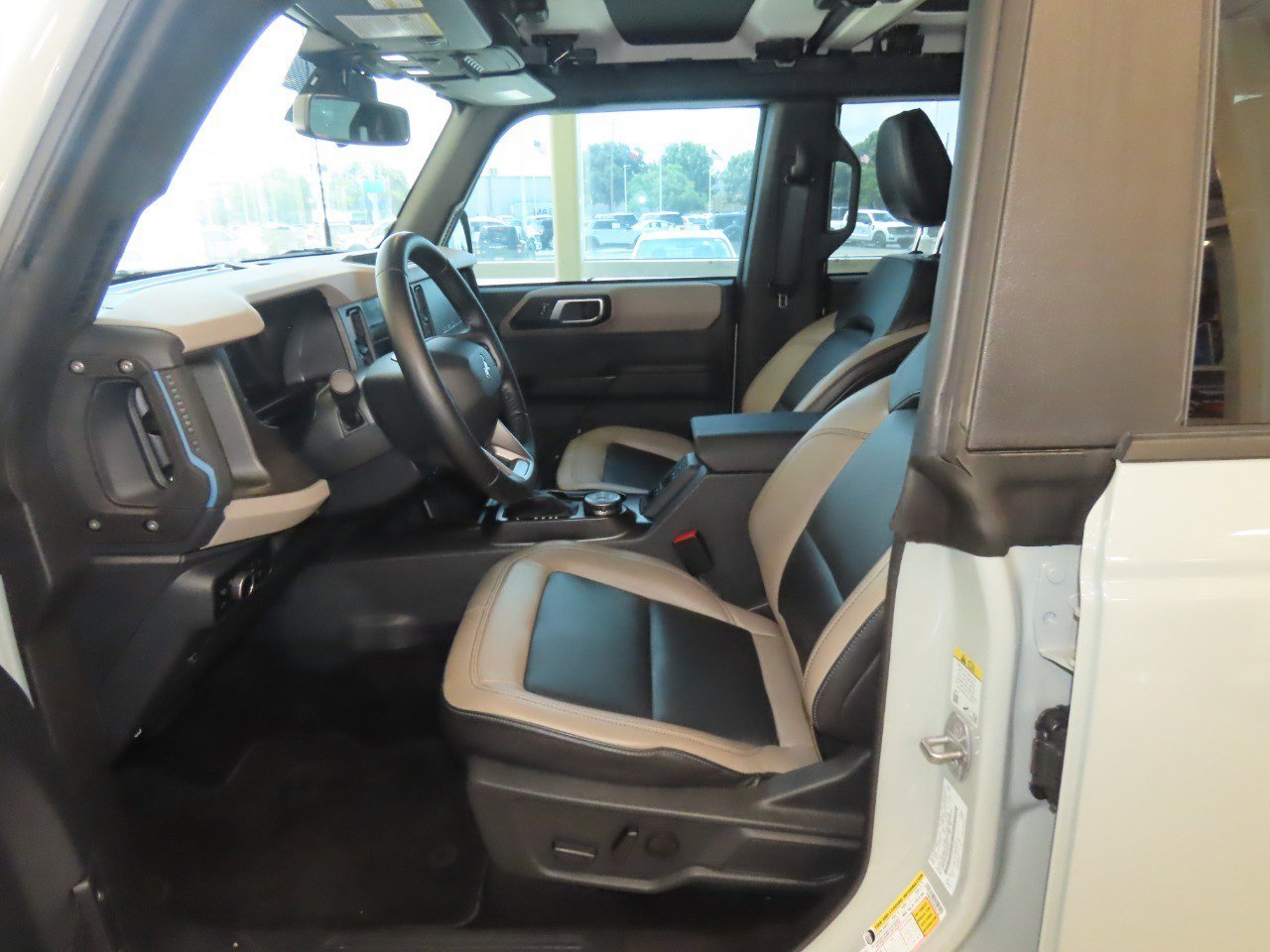 Certified 2024 Ford Bronco Wildtrak AWD/4WD image 20