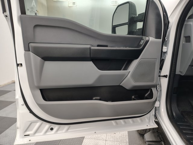 Certified 2025 Ford F250 XL w/ XL Chrome Package AWD/4WD image 25