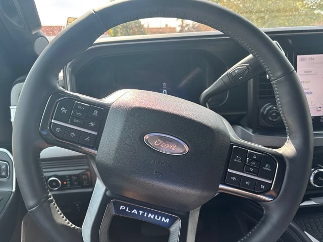 Certified 2025 Ford F450 Platinum w/ FX4 Off-Road Package AWD/4WD image 13