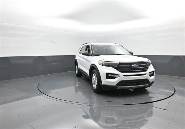 Certified 2023 Ford Explorer XLT w/ Equipment Group 202A