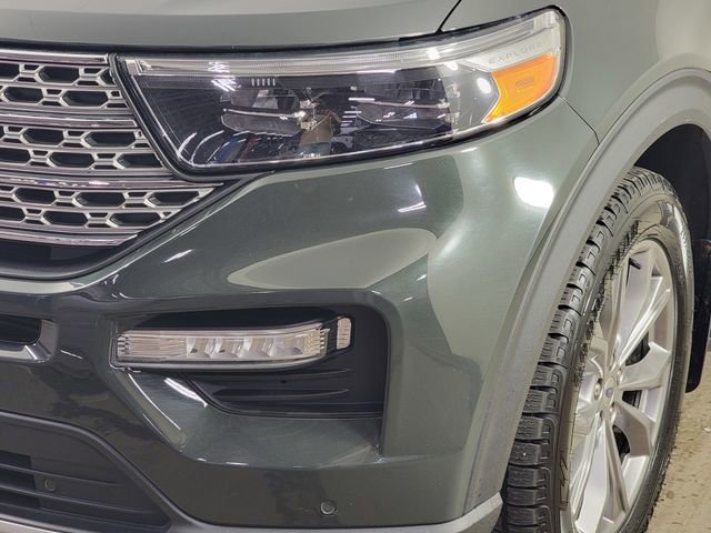 Certified 2023 Ford Explorer Limited w/ Limited Technology Package AWD/4WD image 9