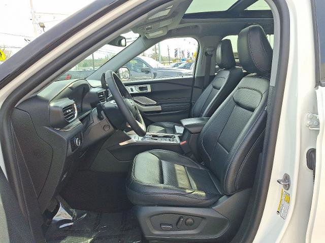 Certified 2023 Ford Explorer Limited w/ Limited Technology Package image 14