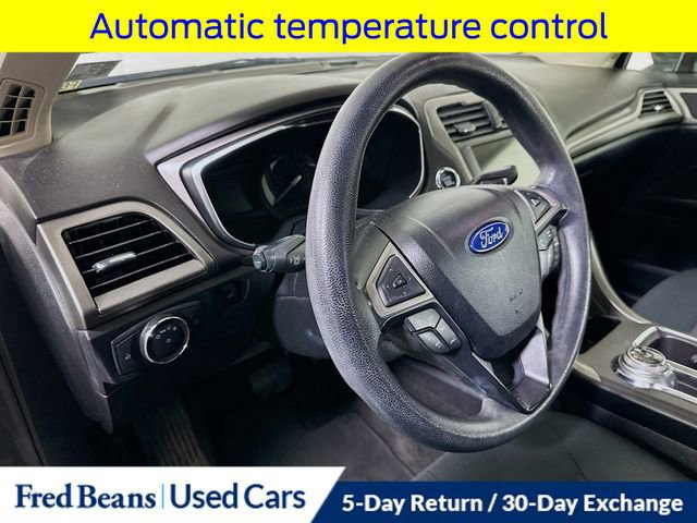 Certified 2020 Ford Fusion SE image 13