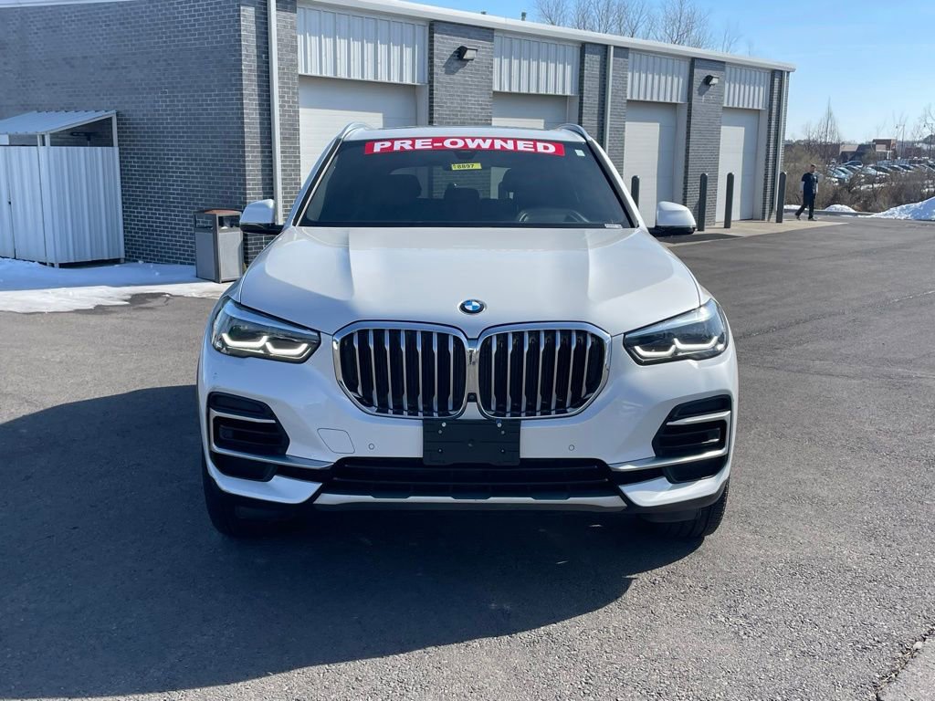 Used 2023 BMW X5 sDrive40i RWD image 2