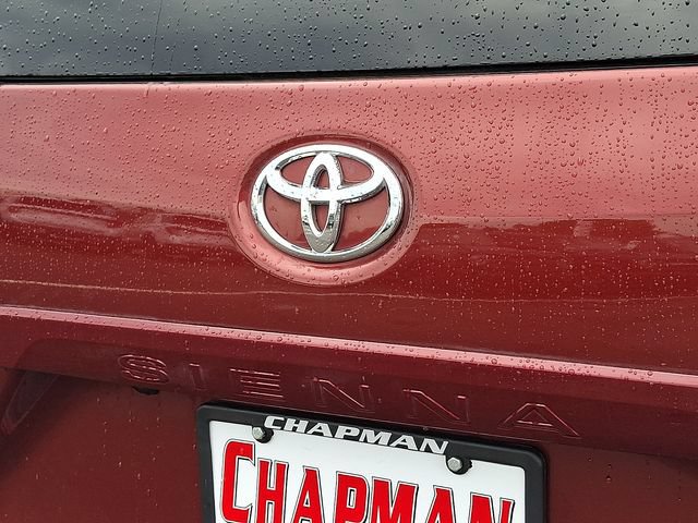 Used 2019 Toyota Sienna LE FWD image 30