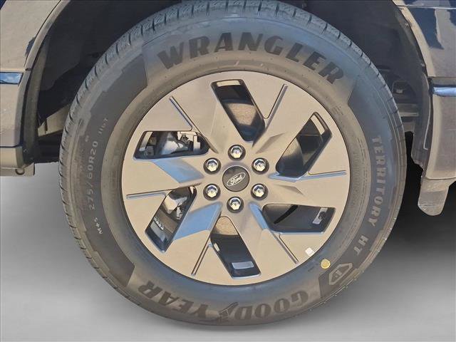 Certified 2025 Ford F150 Lightning Lariat AWD/4WD image 25