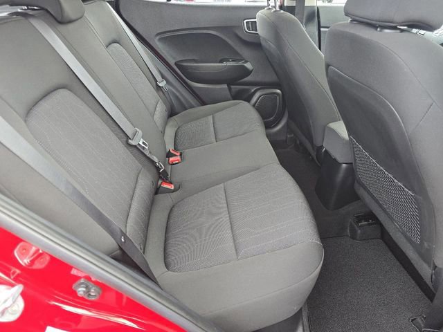 Used 2022 Hyundai Venue SE FWD image 15