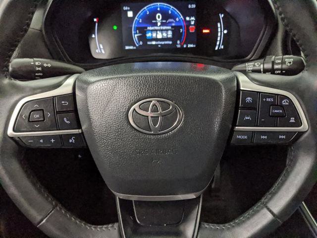 Used 2024 Toyota Grand Highlander AWD image 12