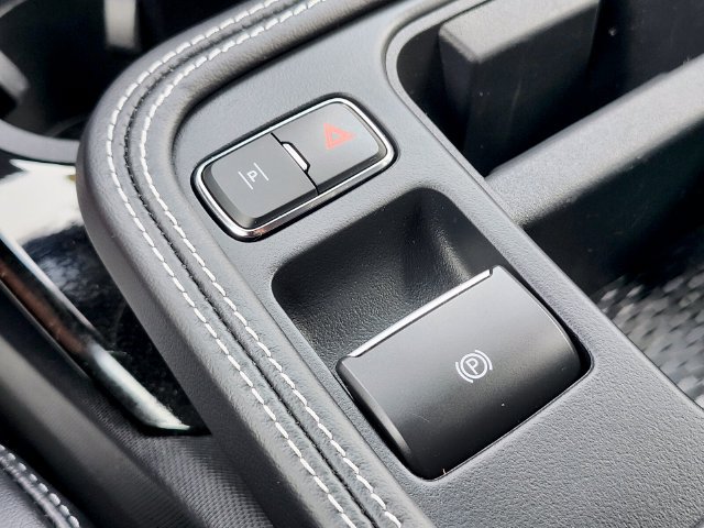 Certified 2025 Ford Mustang Mach-E GT AWD/4WD image 25