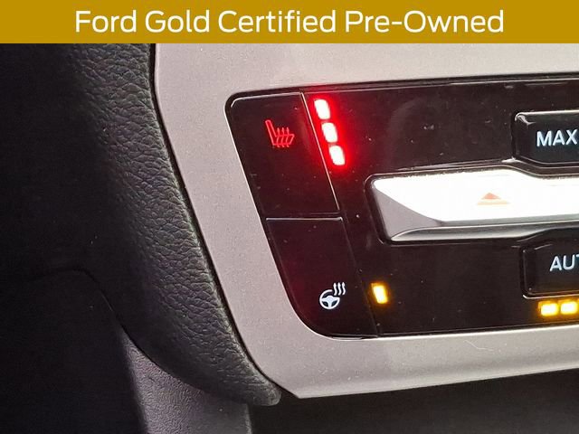 Certified 2022 Ford Explorer XLT w/ Equipment Group 202A image 29