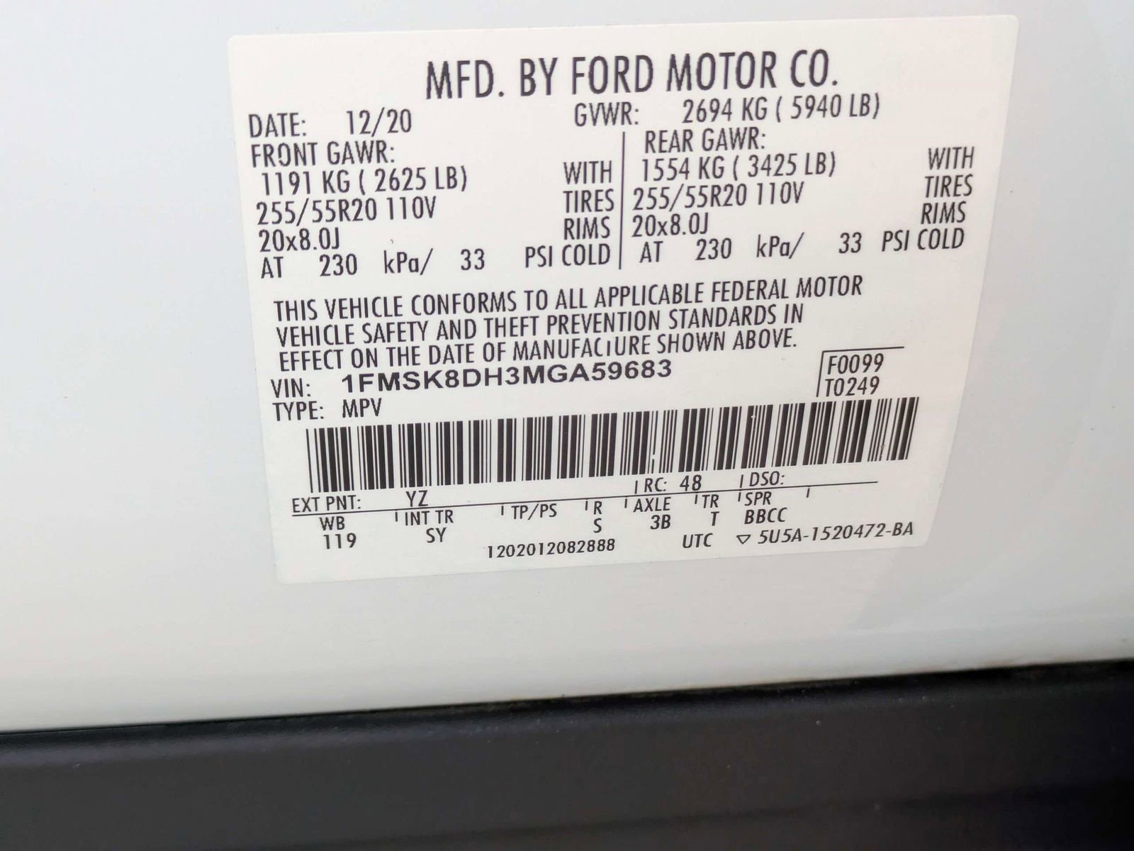 Certified 2021 Ford Explorer XLT w/ Equipment Group 202A AWD/4WD image 17