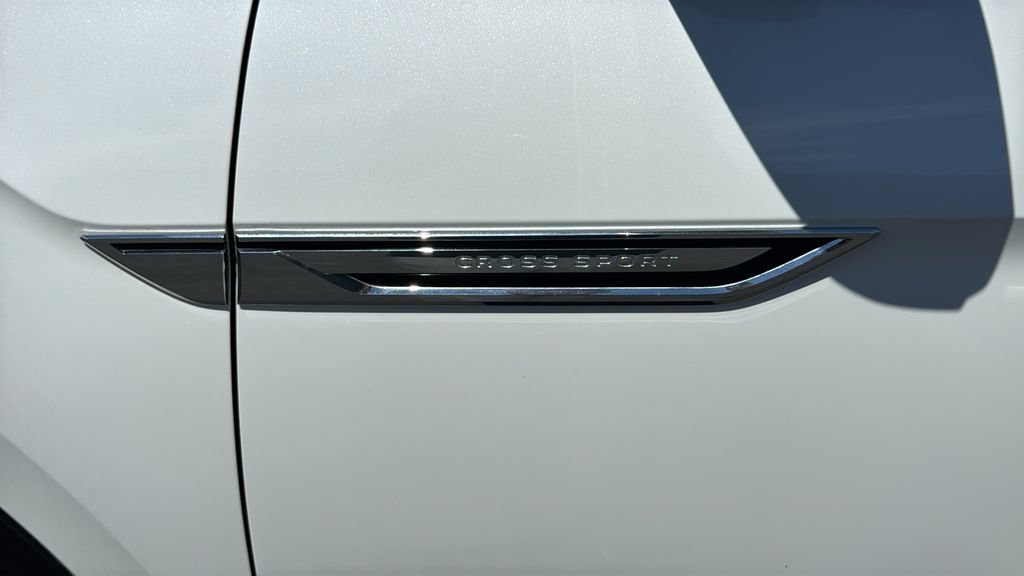 Used 2024 Volkswagen Atlas Cross Sport SEL Premium R-Line AWD/4WD image 7