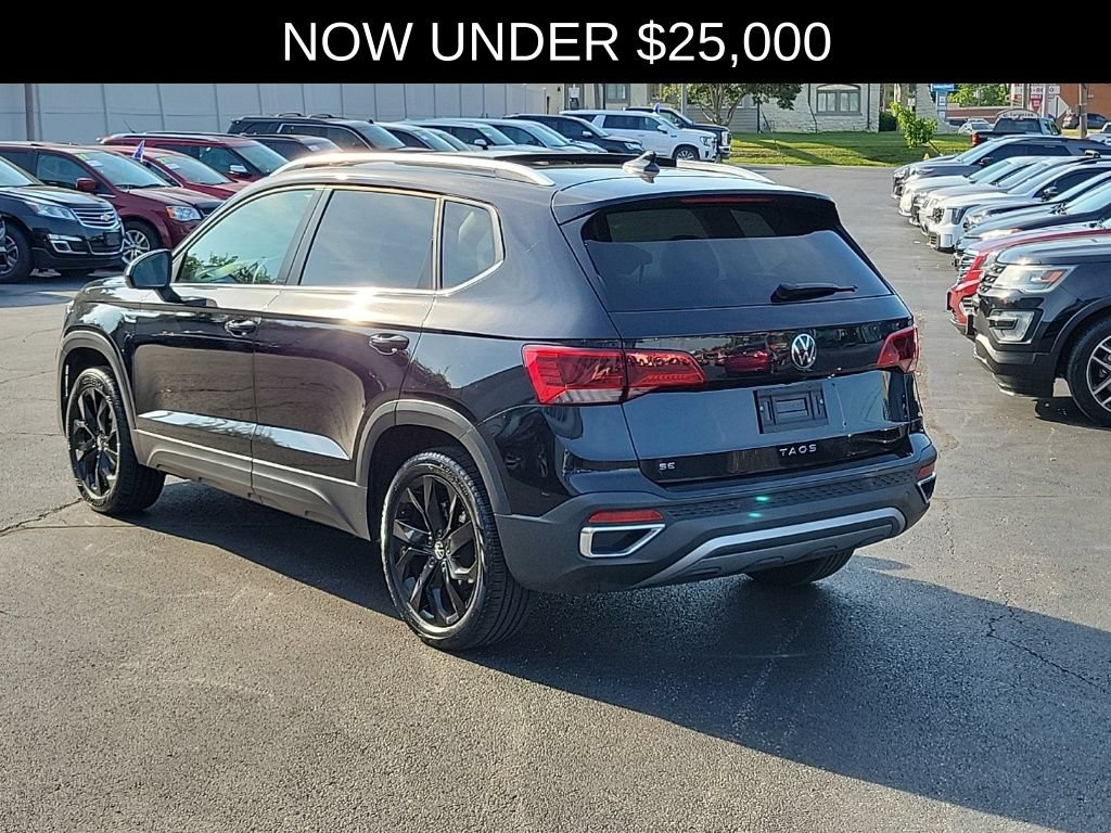 Used 2024 Volkswagen Taos SE FWD image 3