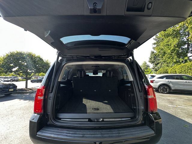 Used 2019 Chevrolet Suburban LT AWD/4WD image 42