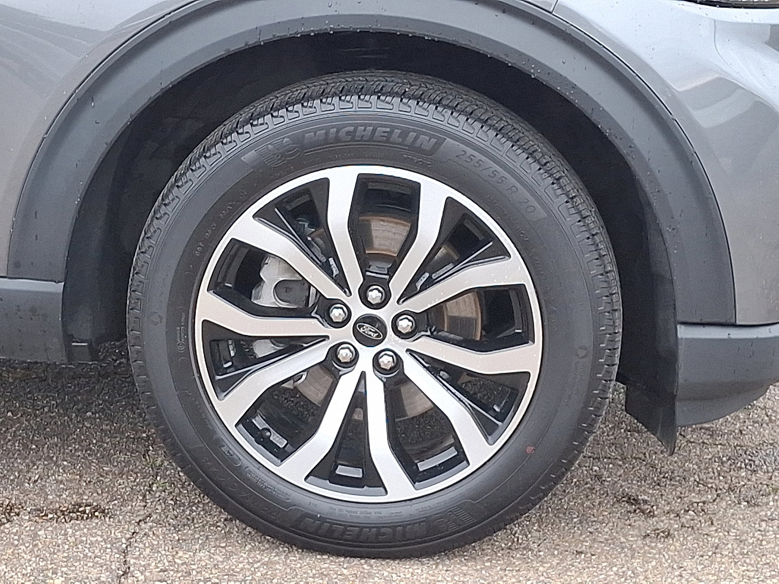 Certified 2025 Ford Explorer ST-Line image 8