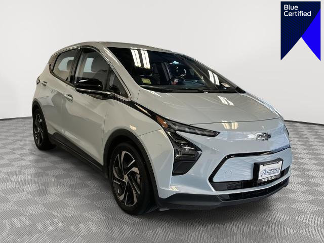 Used 2022 Chevrolet Bolt LT w/ Infotainment Package image 1