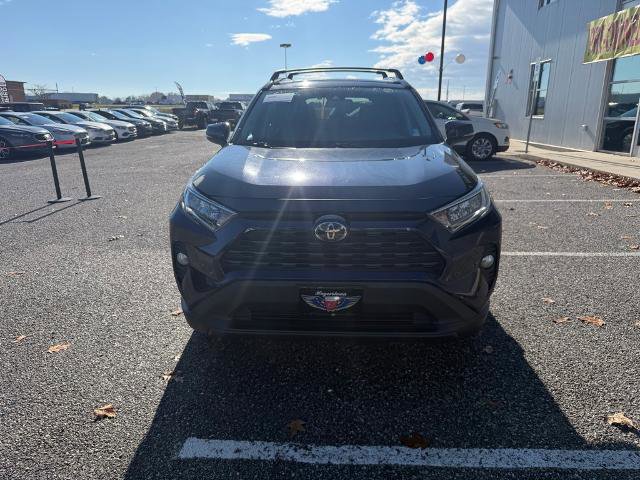 Used 2020 Toyota RAV4 XLE Premium image 3