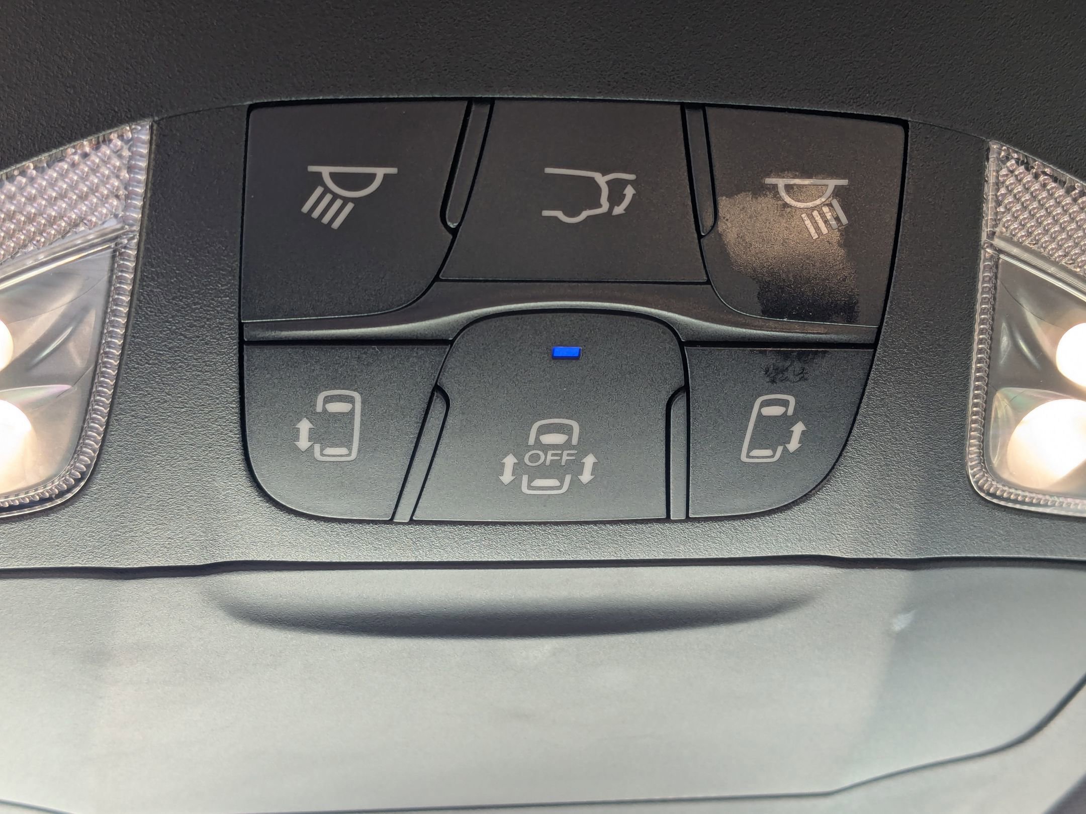 Used 2024 Chrysler Pacifica Touring-L w/ S Appearance Package image 27