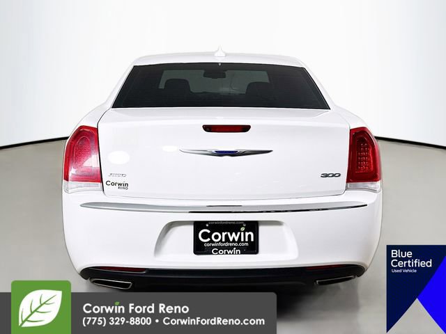 Used 2022 Chrysler 300 Touring image 5