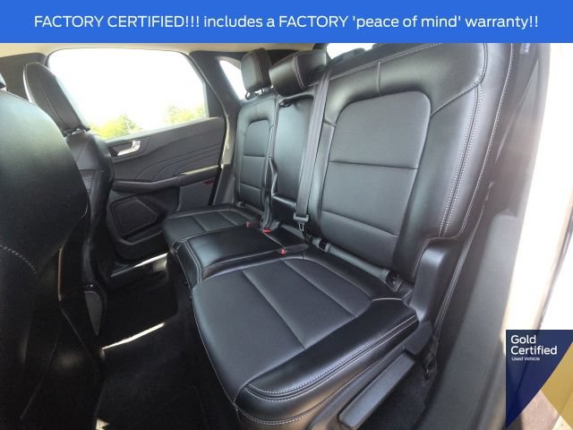 Certified 2025 Ford Escape Platinum AWD/4WD image 17