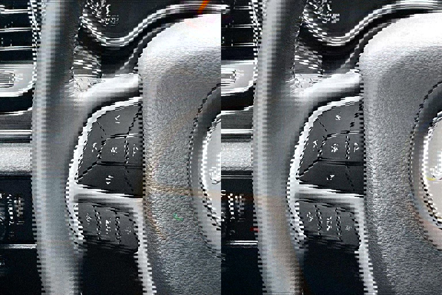 Used 2019 Jeep Grand Cherokee Overland image 20