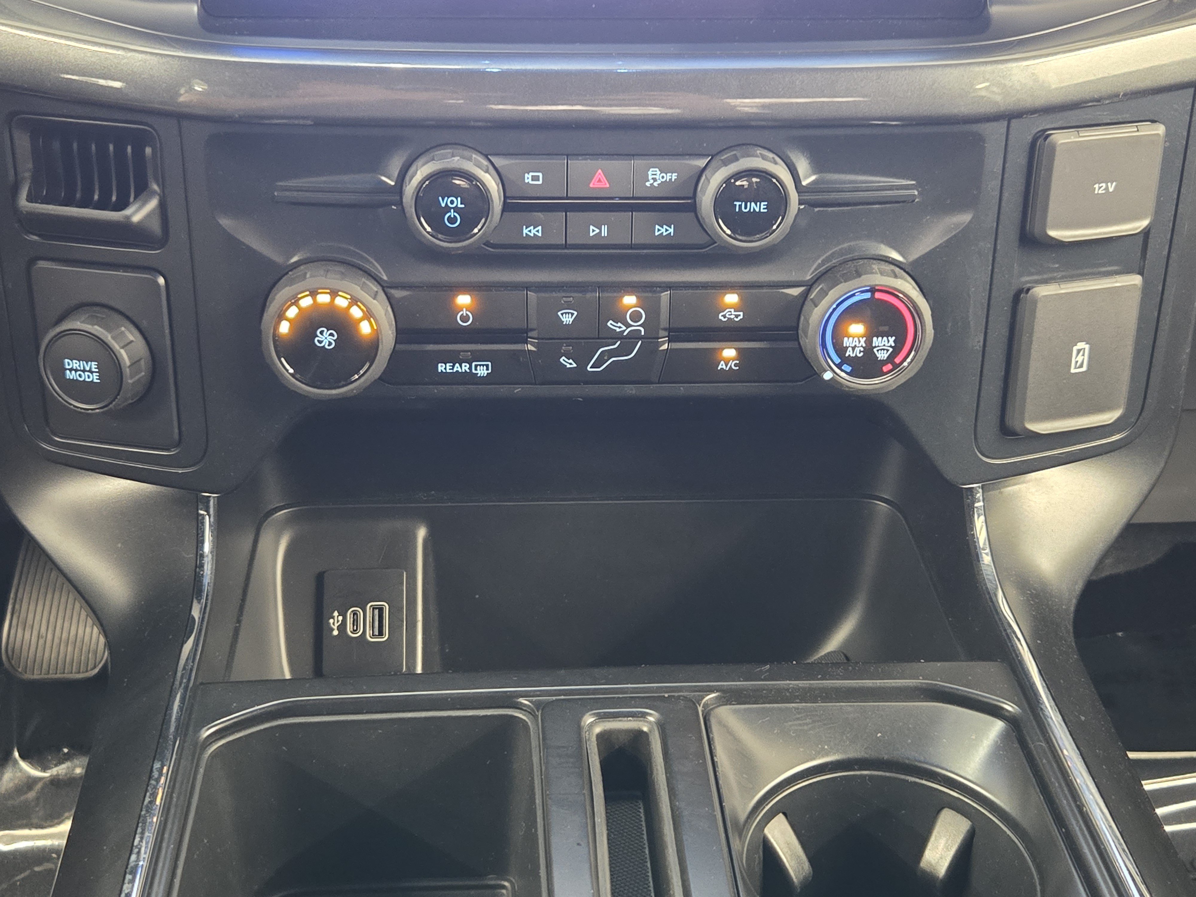 Certified 2025 Ford F150 STX w/ STX Black Appearance Package RWD image 19