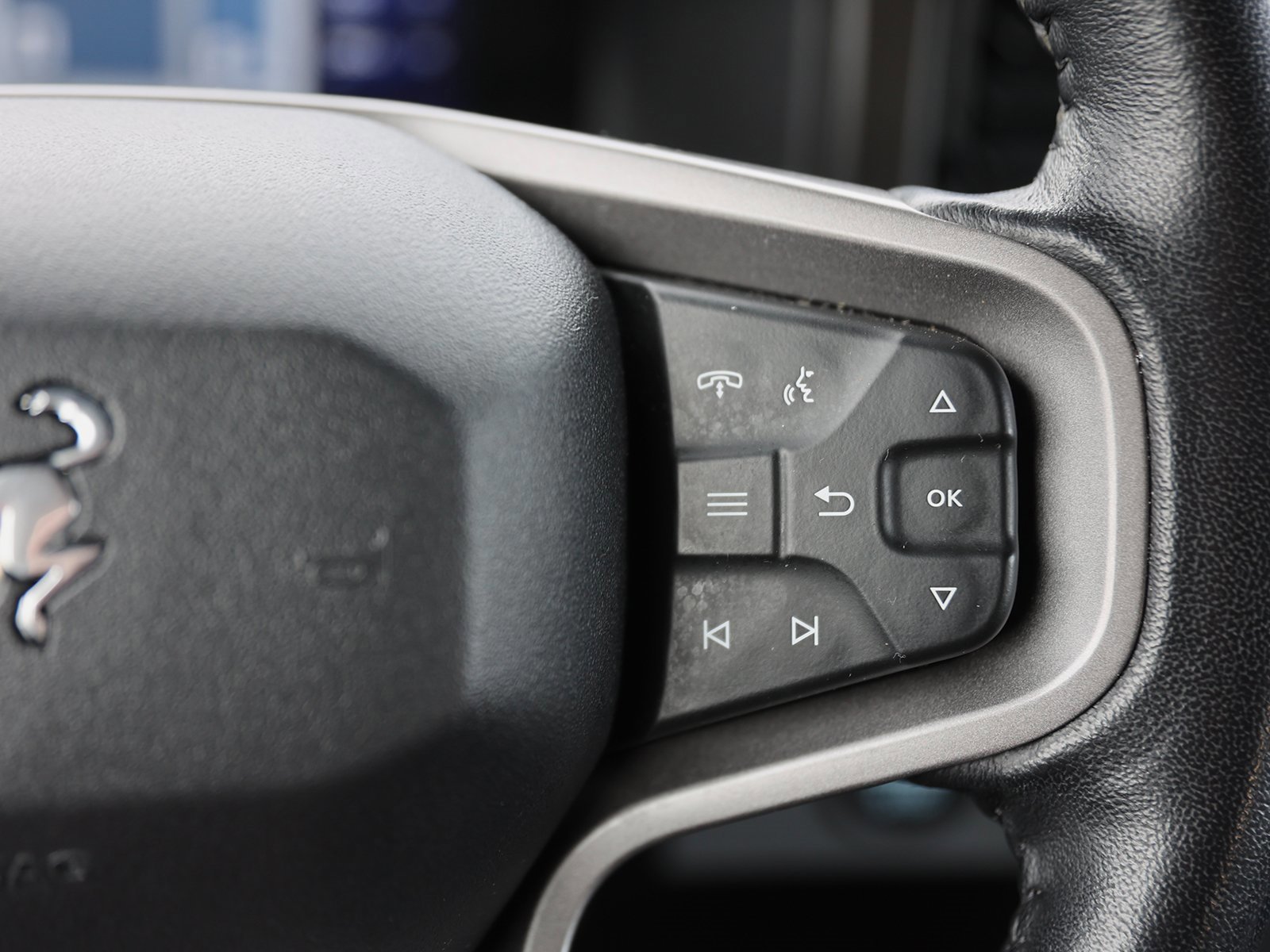 Certified 2023 Ford Bronco Black Diamond image 39