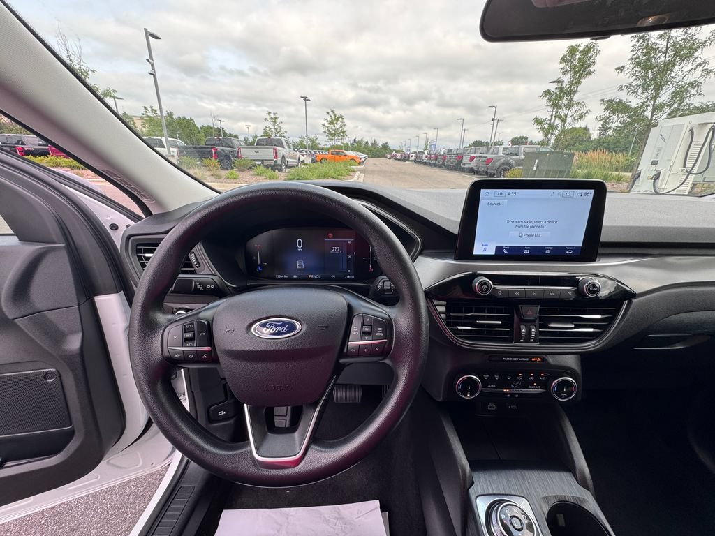 Certified 2025 Ford Escape Active AWD/4WD image 17