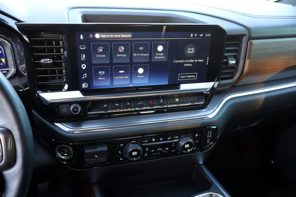 Used 2023 Chevrolet Silverado 1500 High Country w/ Technology Package image 37