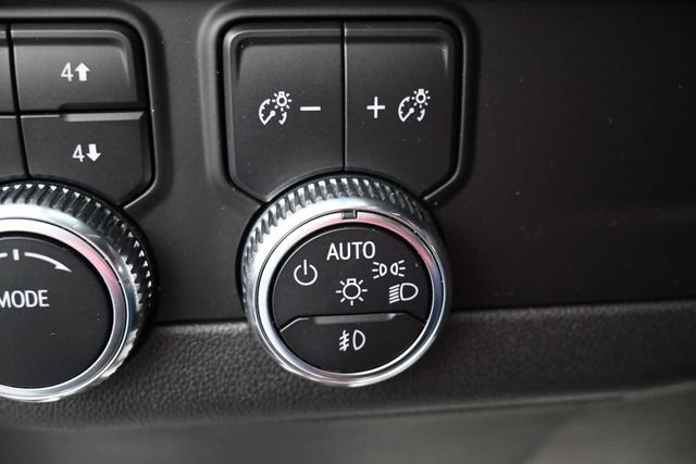 Used 2023 GMC Yukon Denali AWD/4WD image 28