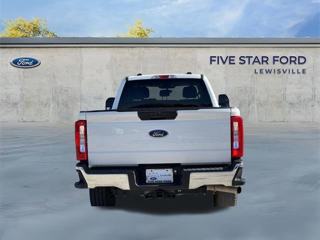 Certified 2024 Ford F250 XLT w/ FX4 Off-Road Package image 5